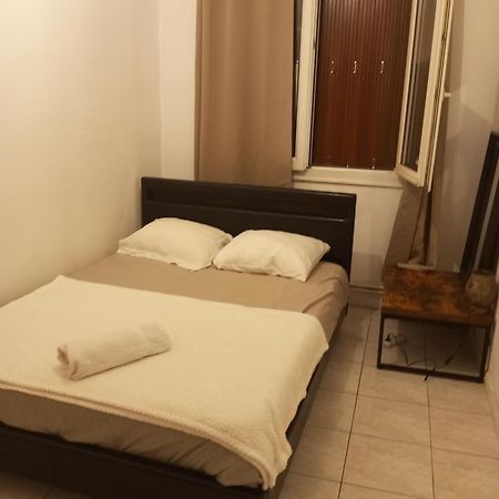 Ferienwohnung Chambre Cour Fontaine  Exterior foto
